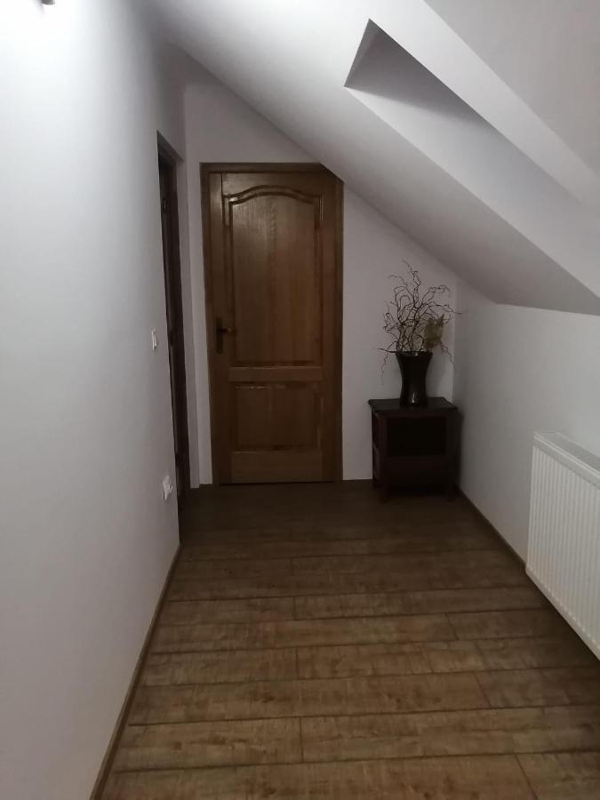 Casa Continentelor Hotell Cîmpulung Eksteriør bilde