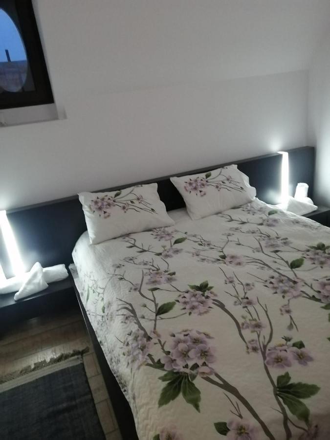 Casa Continentelor Hotell Cîmpulung Eksteriør bilde