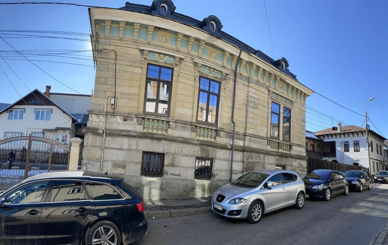 Casa Continentelor Hotell Cîmpulung Eksteriør bilde