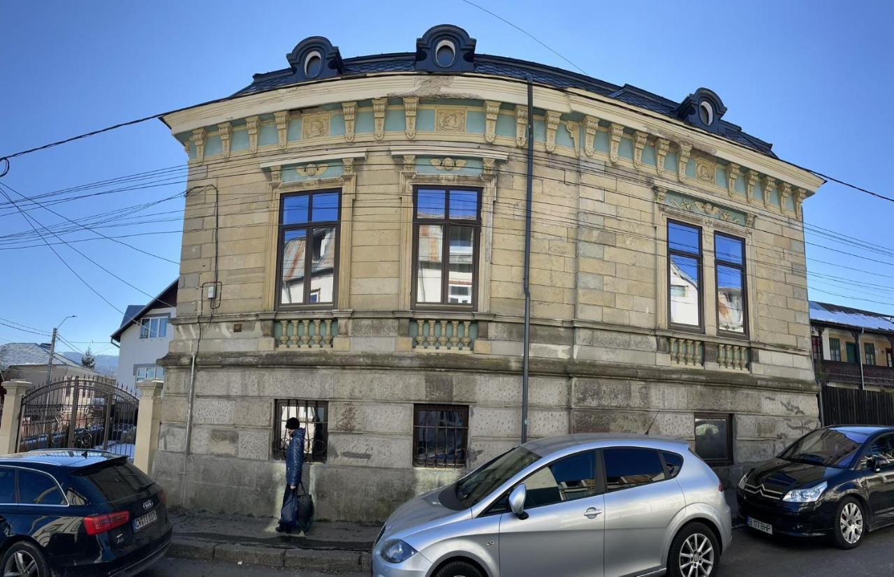 Casa Continentelor Hotell Cîmpulung Eksteriør bilde