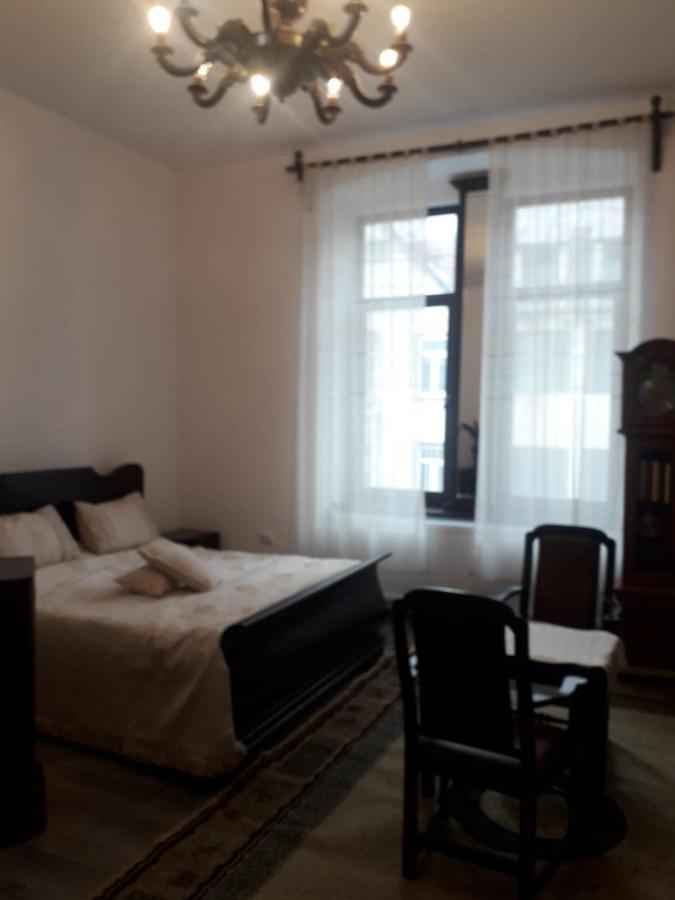 Casa Continentelor Hotell Cîmpulung Eksteriør bilde