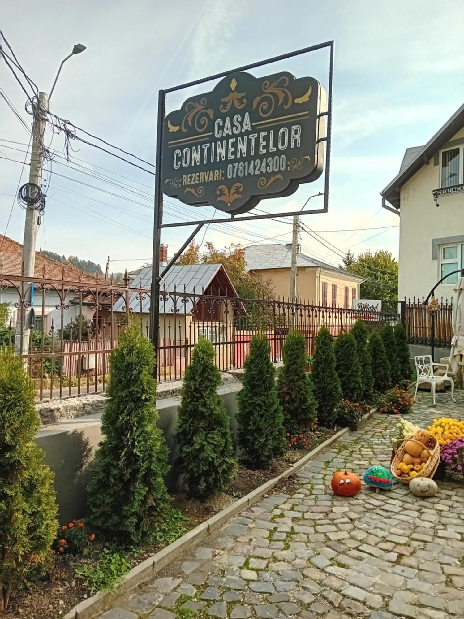Casa Continentelor Hotell Cîmpulung Eksteriør bilde
